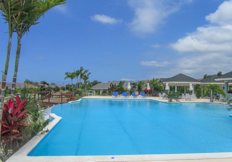 Ocho Rios Under The Palms Villa Exteriör bild